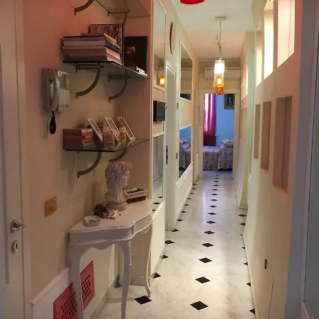 Apartment Rodeo Drive Viareggio