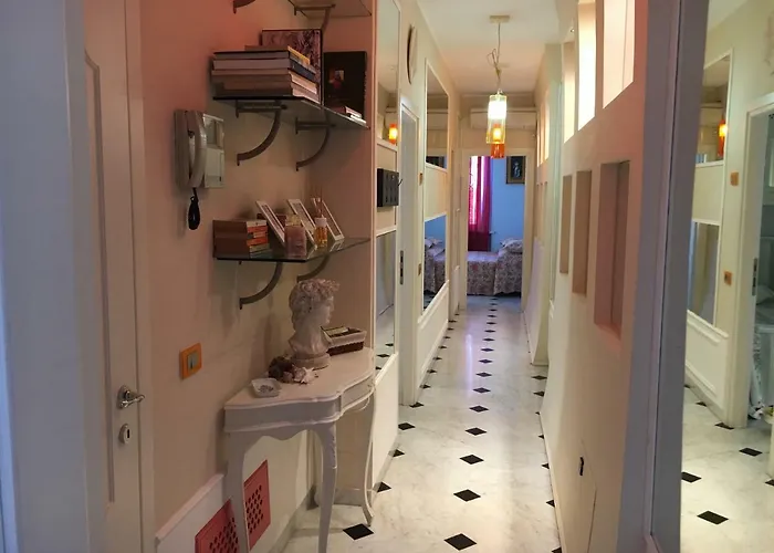 Apartment Rodeo Drive Viareggio