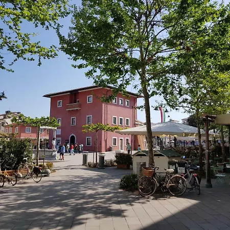 Rodeo Drive * В'яреджо